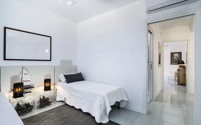 Spuma di Mare - Delfino