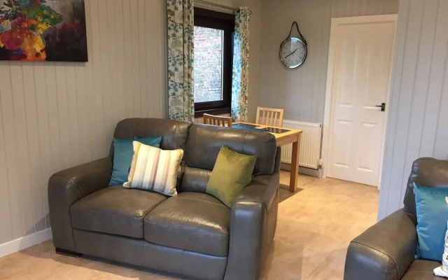 Bluebell Lodge 7 with Hot Tub