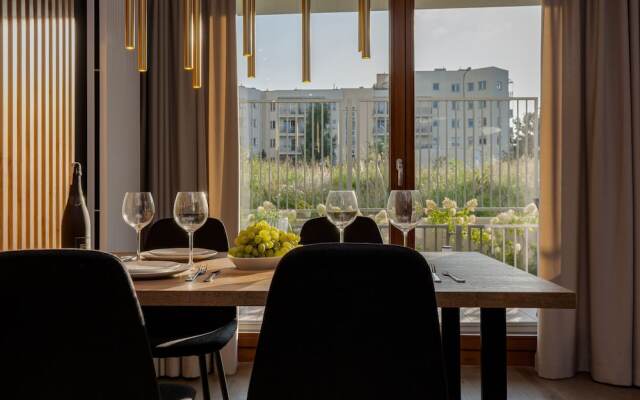 Warsaw Apartment Szajnowicza by Renters