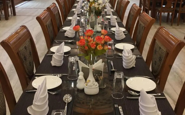 Hotel Anand International