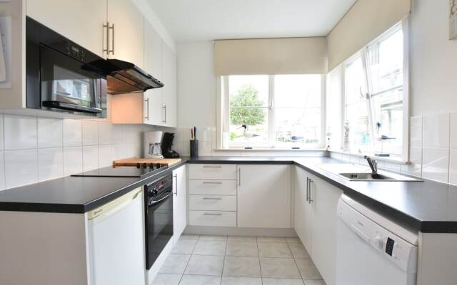 Elegant Holiday Home in de Haan with Fenced Garden