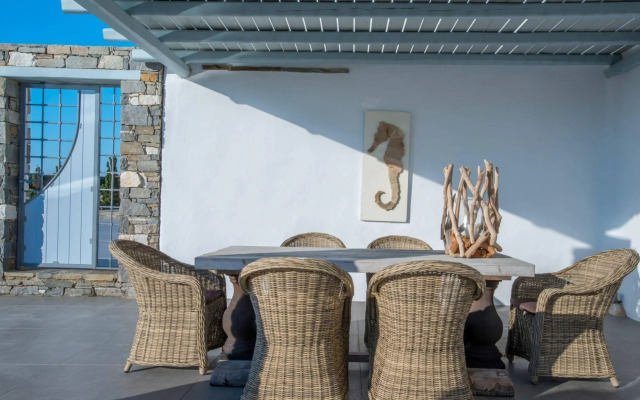 Aelia Paros Villas