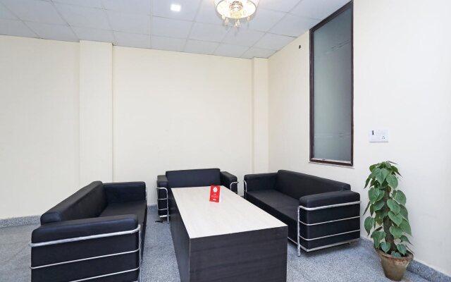 The Diamond Nest by OYO Rooms
