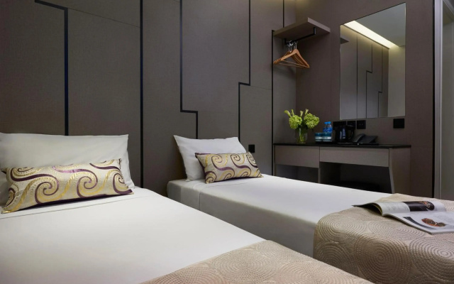 Hotel 81 Gold