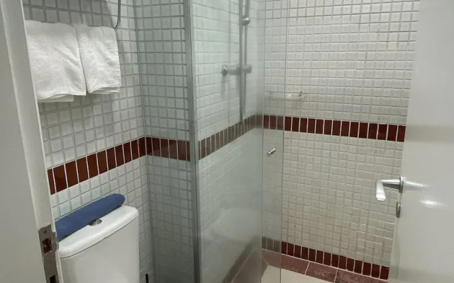 Flat confortável próximo ao metrô