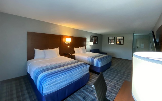 AmericInn by Wyndham Williamsburg
