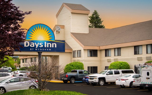 Days Inn by Wyndham Coeur d'Alene