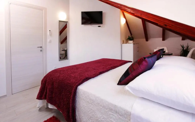 Luxory D-Rooms