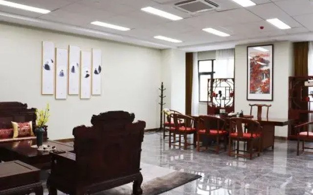 Wuhan Jointown White Swan Eco Hotel