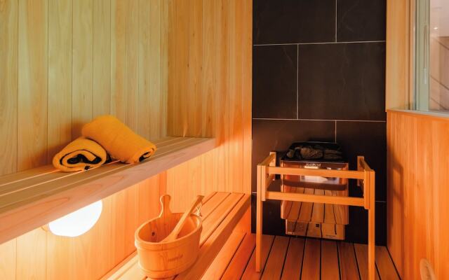 AWAUMI Fujikawaguchiko Resort