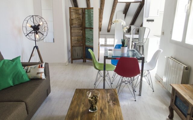 Buhardilla Plaza de España con vistas