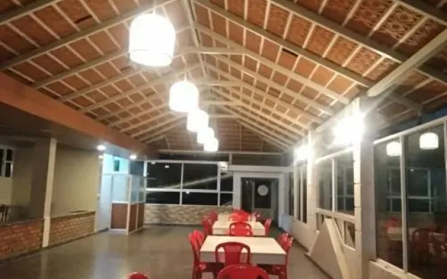 The 7th Mile Inn