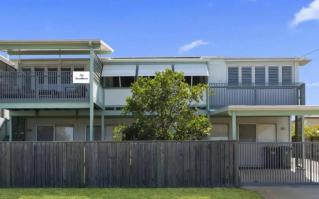 Woorim Beach House with Water Views