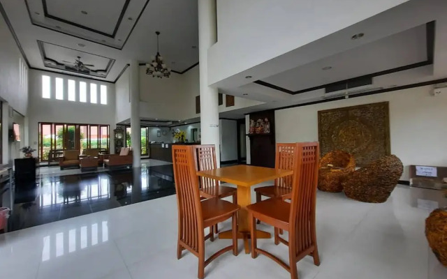 Ariya Inn