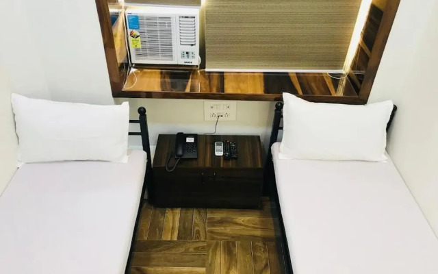 Hotel Shabana Colaba