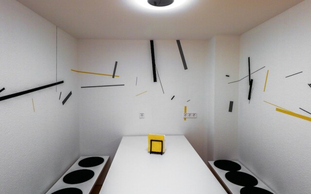 Nice And Clean Hostel Room for 3 2c