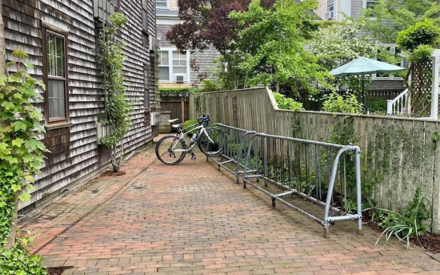 Seven Sea Street Inn