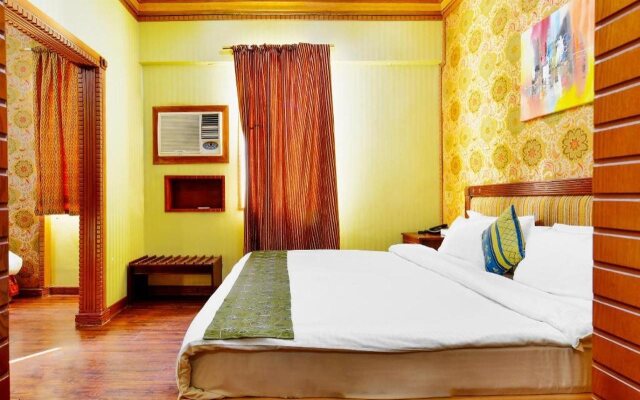 Capital O 125 Moon Plaza Hotel