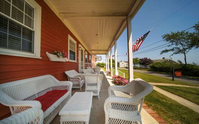 Surfside Inn Chatham