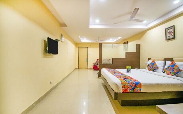 Fabhotel Pradha Grand