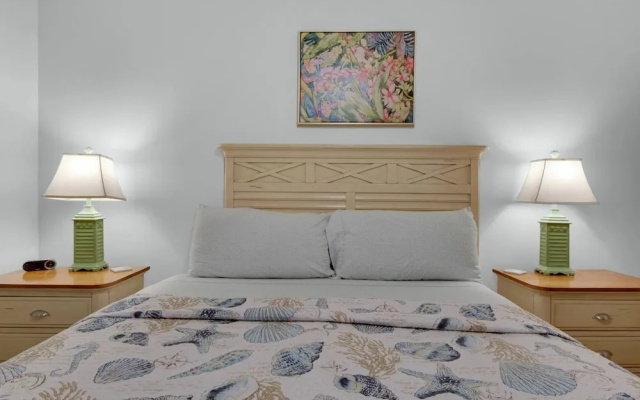 Twin Palms 1103