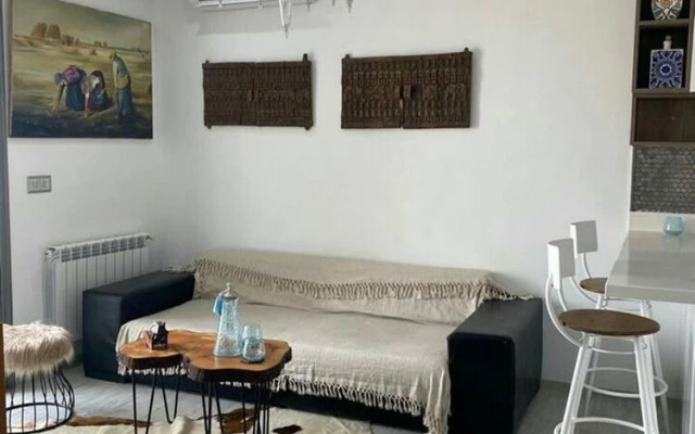 Charming 1-bed Apartment in Tunis, Close to Centre
