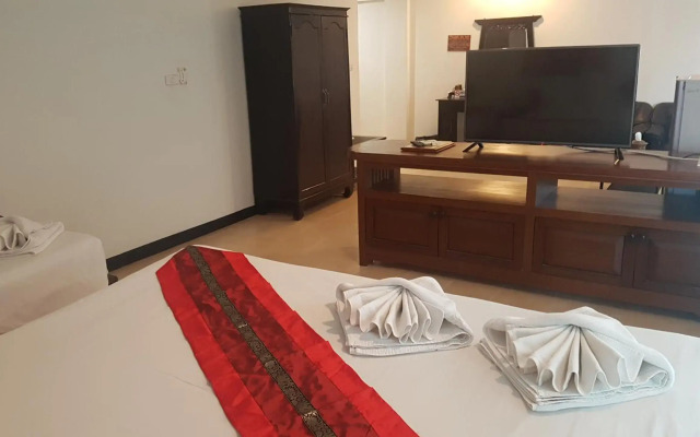 Wangburapa Grand Hotel