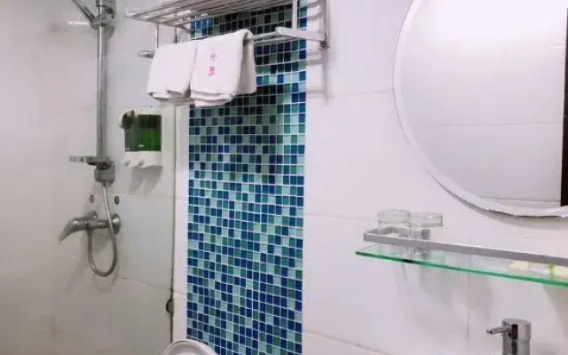 Yunji Hotel (Guangzhou Olympic Sports Center Dongpu Metro Station Branch)