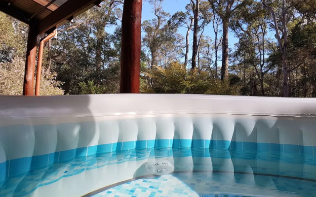 Jarrah Grove Forest Retreat - Adults Only