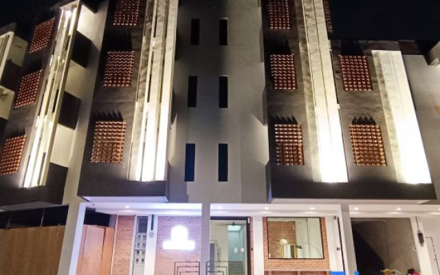 Brick Box Family Hotel Ipoh