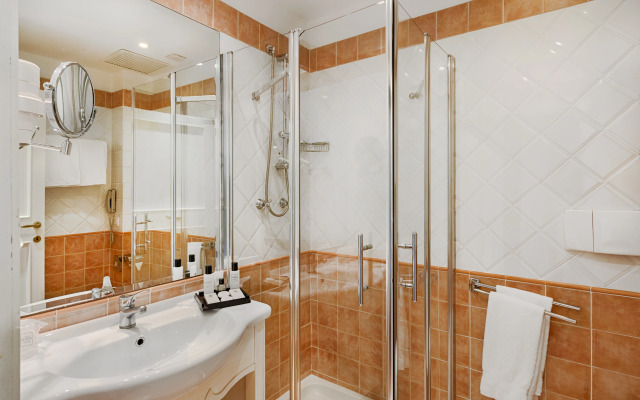 COLONNA GRAND HOTEL CAPO TESTA, a Colonna Luxury Beach Hotel, Santa Teresa Sardegna