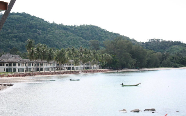 Green Lay Resort