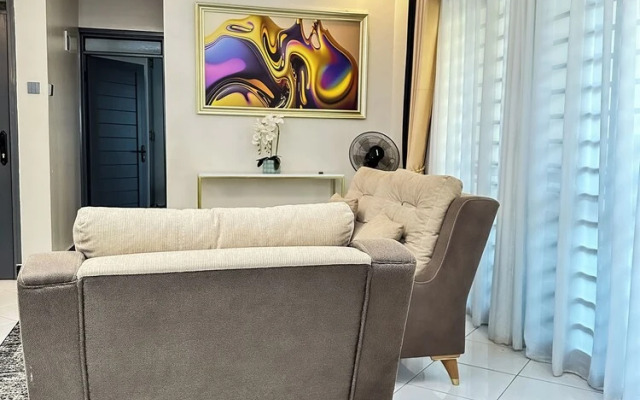 LivLuxe Apartments 3