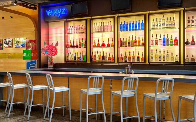 Aloft New York LaGuardia Airport