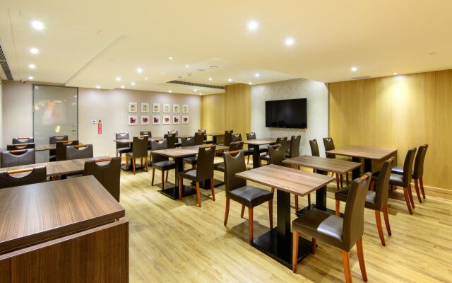 Stay Hotel - Taichung Yizhong