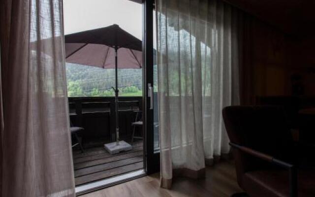 Haus 4 Jahreszeiten - Two-Bedroom Apartment (5 Adults)