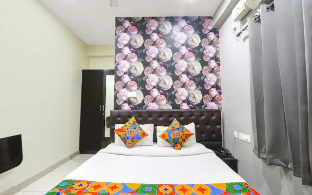 OYO Townhouse 1019 Galaxy Suites