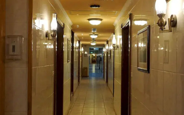 Mansour Suites Plaza