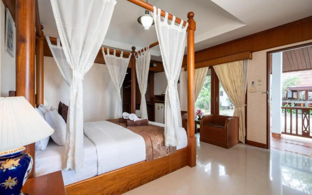 Long Beach Lodge