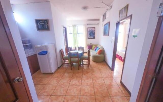 Hostal Tintorera