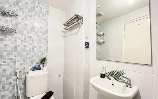 Comfort Studio At Tokyo Riverside Pik 2 Apartment