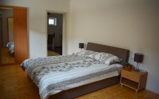 Guest House Zevnik
