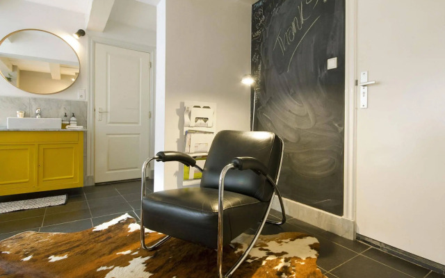 CoHo Suites