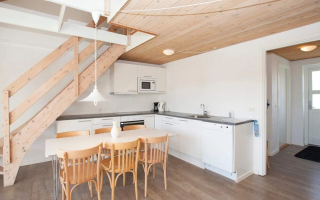 10 Person Holiday Home on a Holiday Park