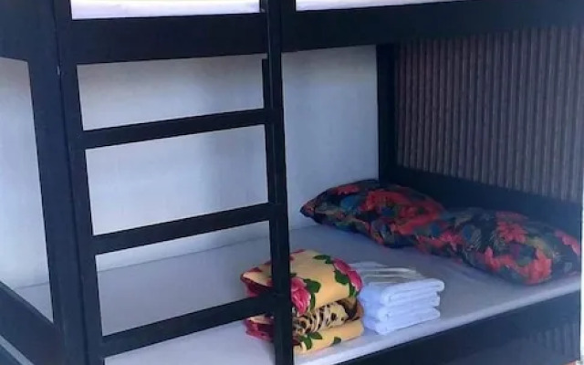 Ysraela Lodging House - Burgos - Hostel