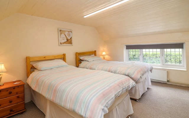 Lena Cottage