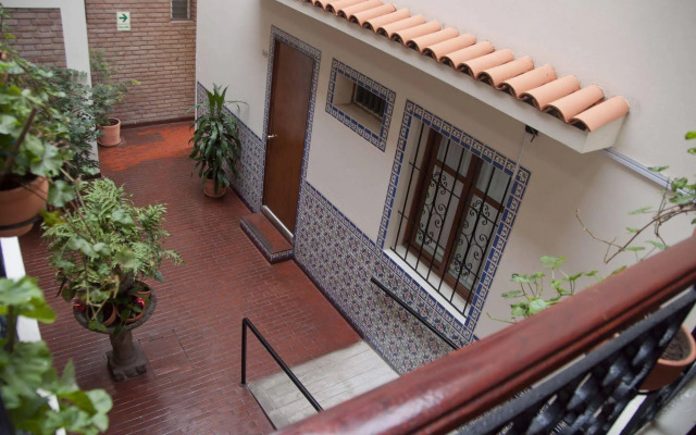 San Isidro Inn