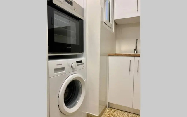 Kallimarmaro 2-Bedroom Apartment