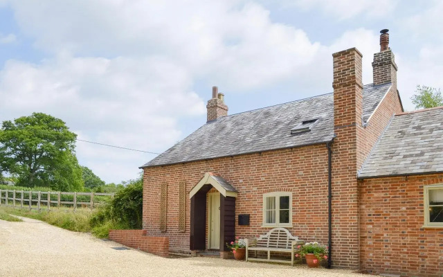 Pond Cottage
