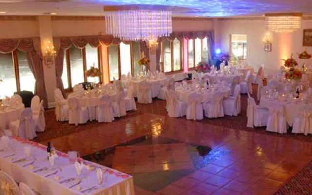 Villa On The River Inn